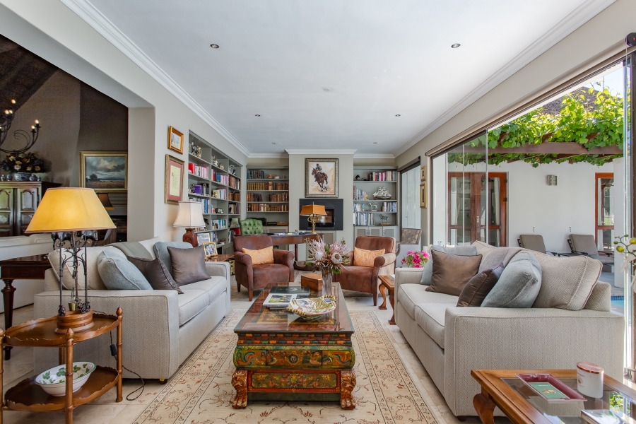 4 Bedroom Property for Sale in Franschhoek Western Cape